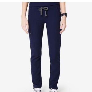 Figs yola skinny scrub pants